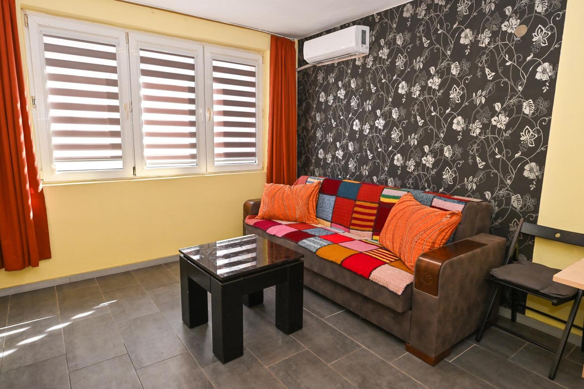 Eli Apartment Burgas City Eksteriør billede